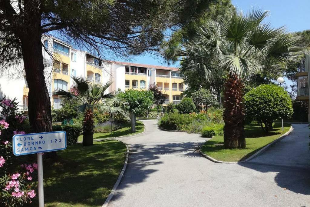 Appartement Tres Agreable Fréjus Exteriér fotografie